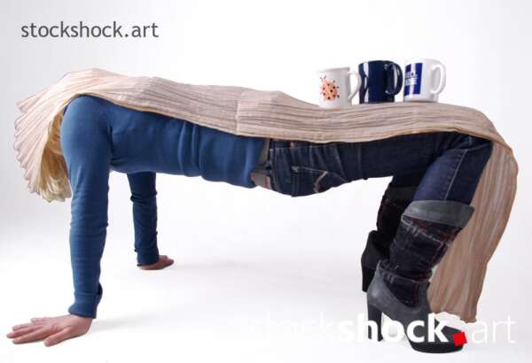 extreme hanger, table