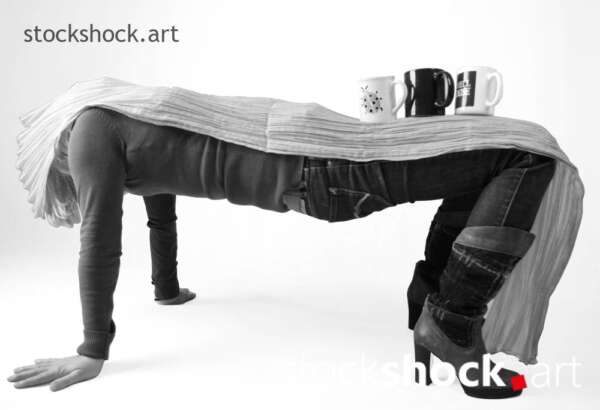 extreme hanger, table