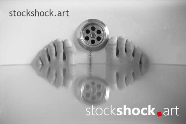 Harmony, photo of feet in the bathtub
