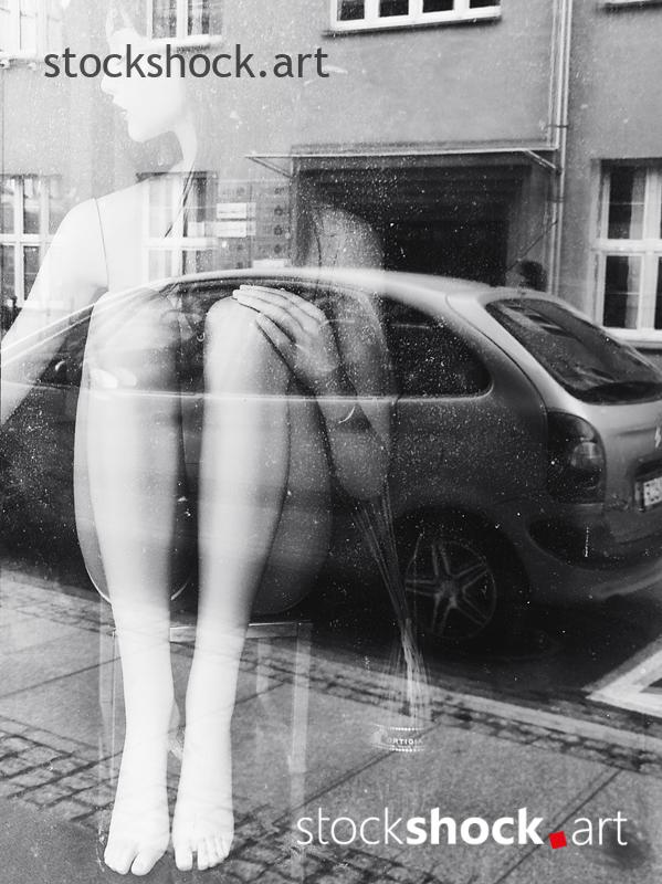 Act, black&white, reflection on the mirror