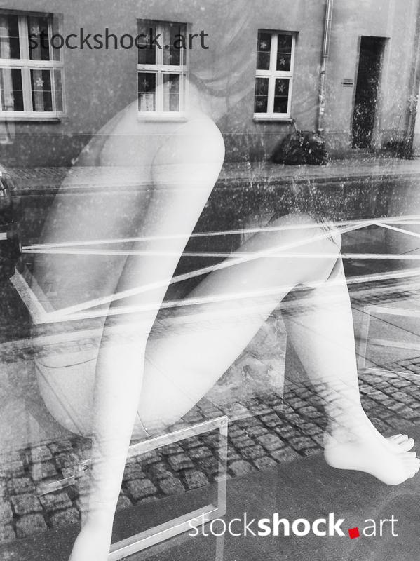 Act, black&white, reflection on the mirror